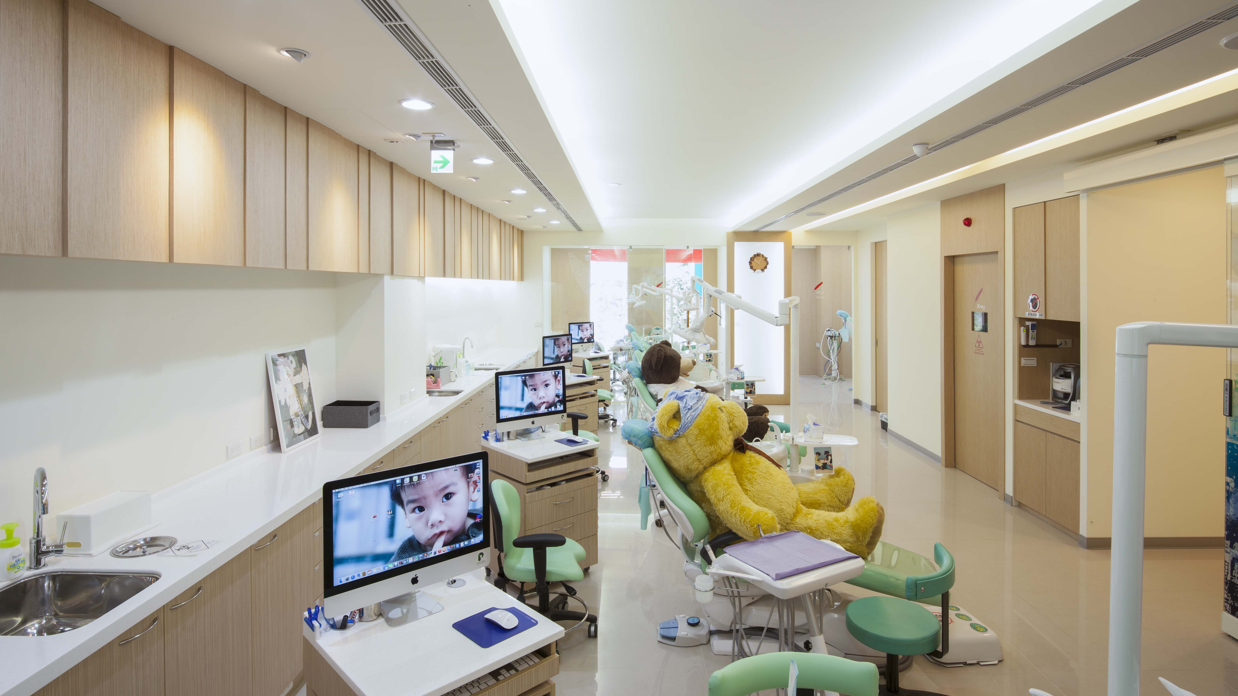 Advanced Dental Clinic – 5K8K